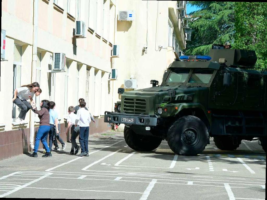 Масштабные учения по антитеррору в учебных заведениях Сочи