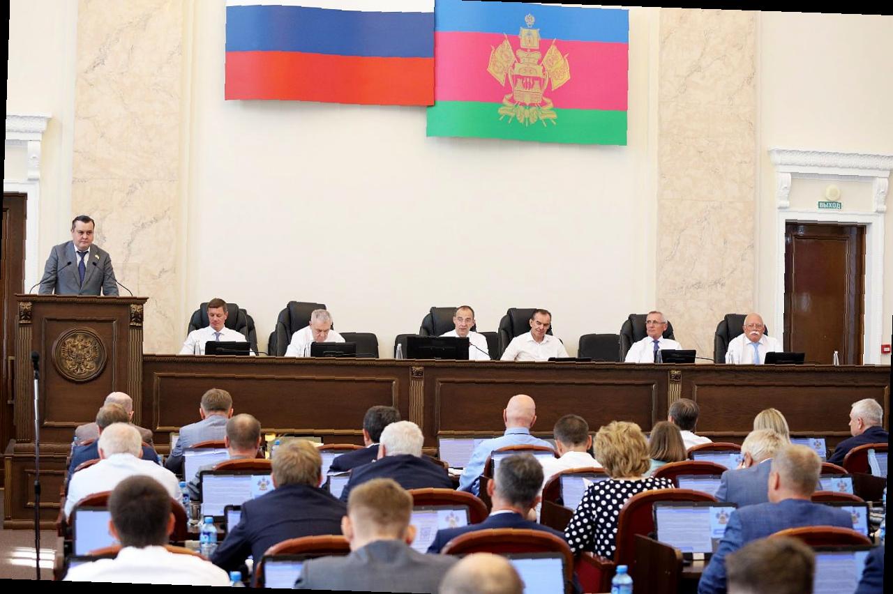 «Виктор Тепляков участвовал в работе краевого парламента»