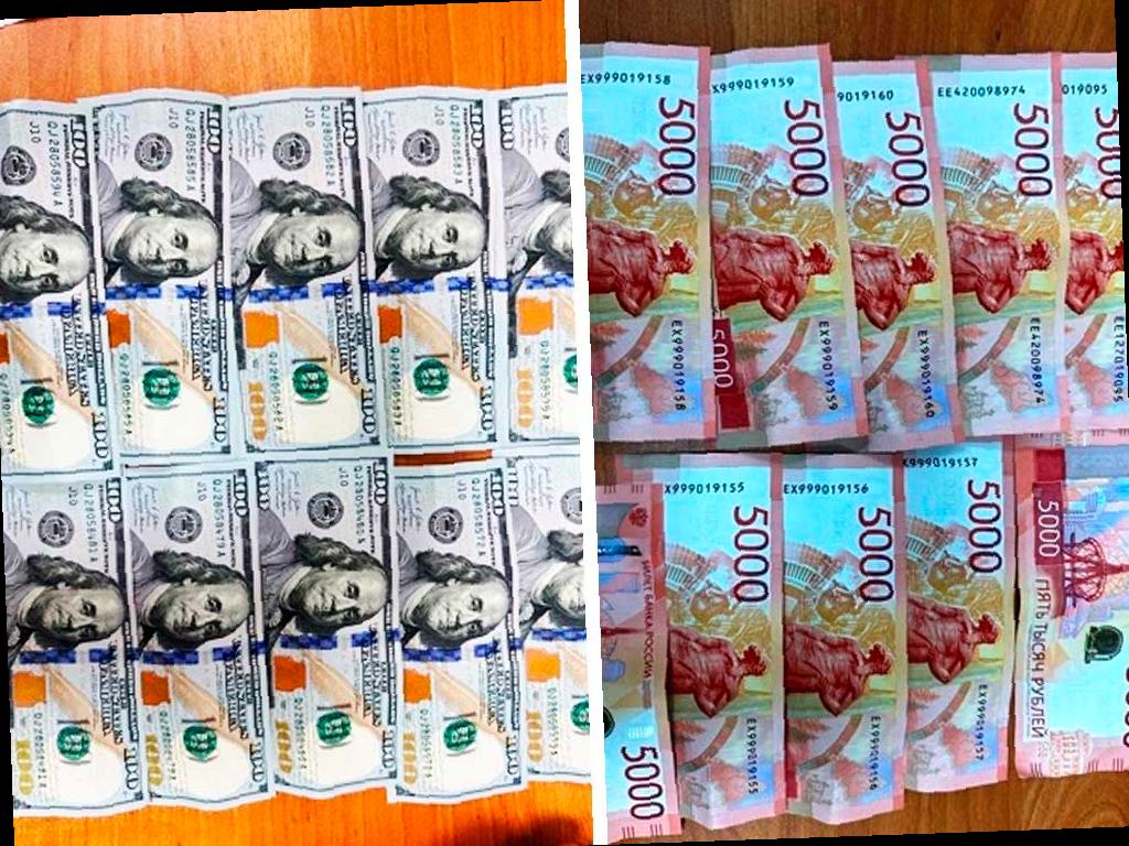 В аэропорту Сочи предотвратили незаконный вывоз большой суммы денег