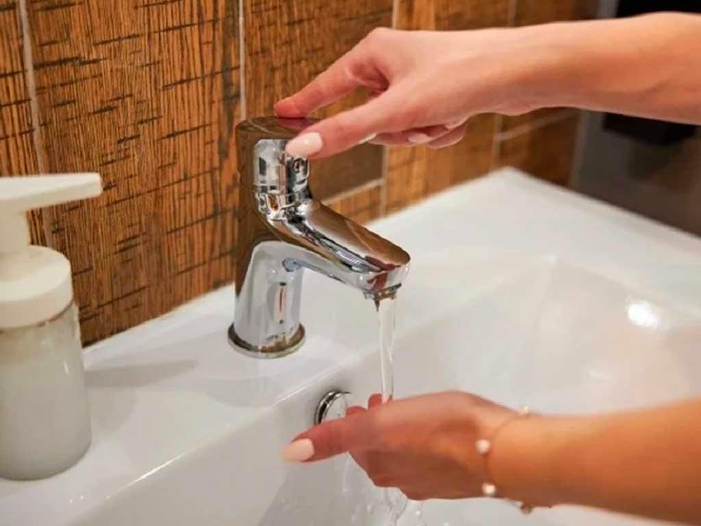 Более полутора десятков улиц в Сочи останутся без воды и света ночью