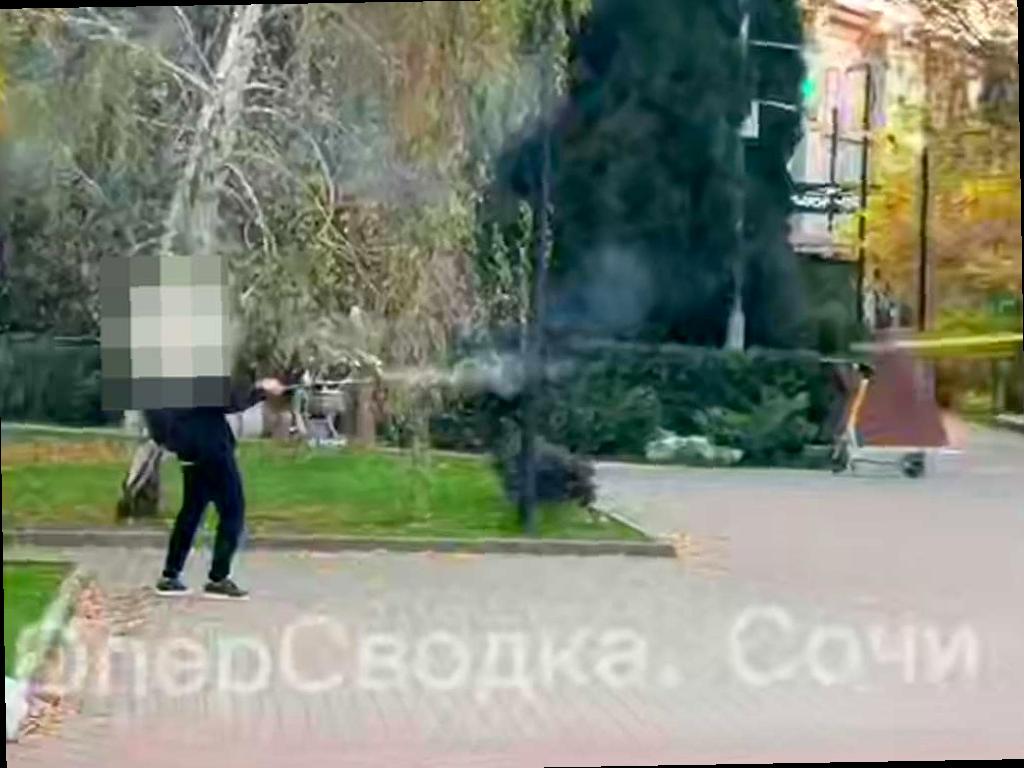 Подростки в Сочи поцарапали воинский мемориал