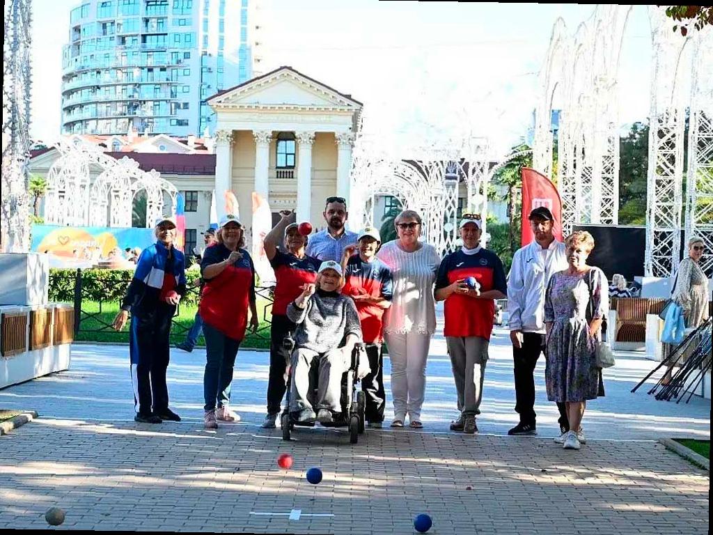В 2025 году в Сочи на социальные выплаты направили порядка 90 миллионов рублей