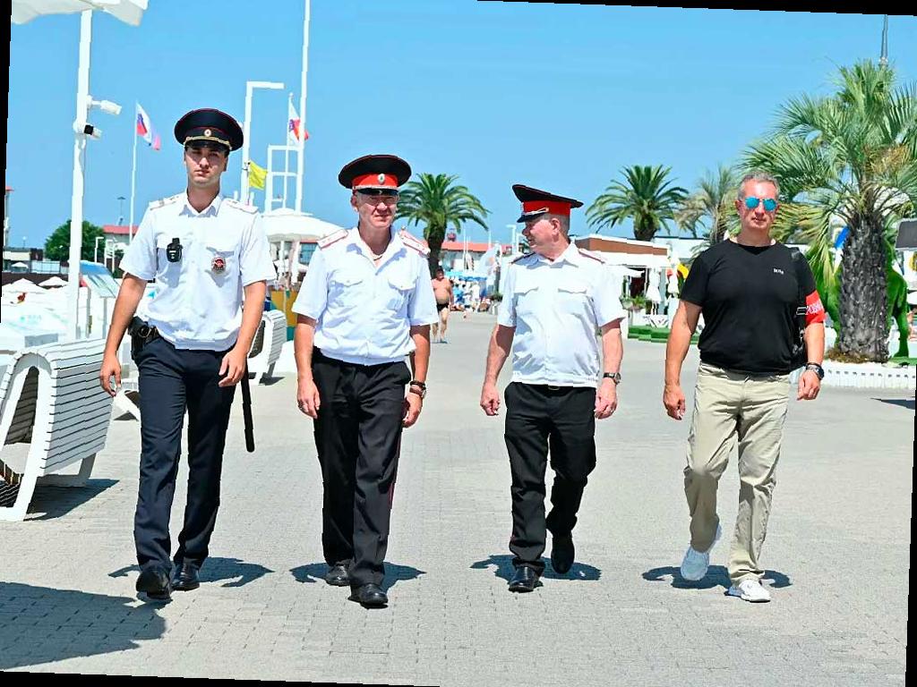 Казаки в Сочи: более 40 тысяч патрульных выходов за год