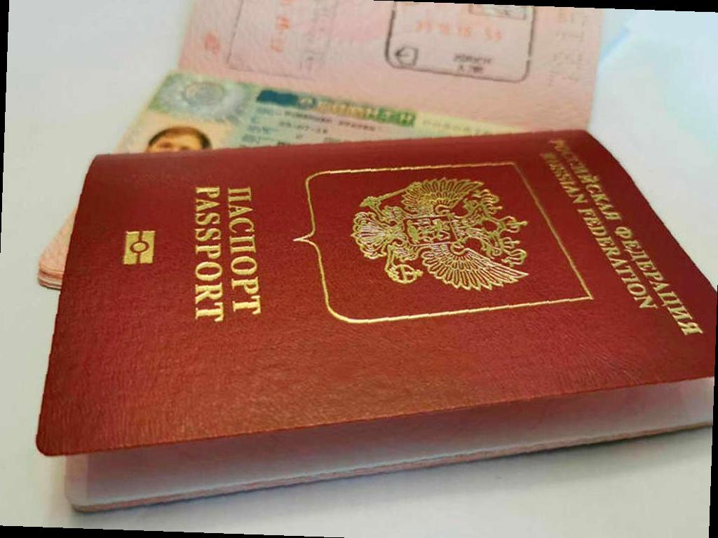 Россия временно приостановила выдачу паспортов РФ в Абхазии